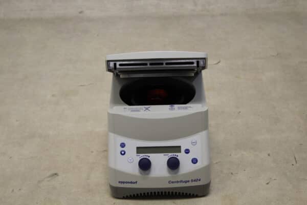 Eppendorf 5424 Centrifuge