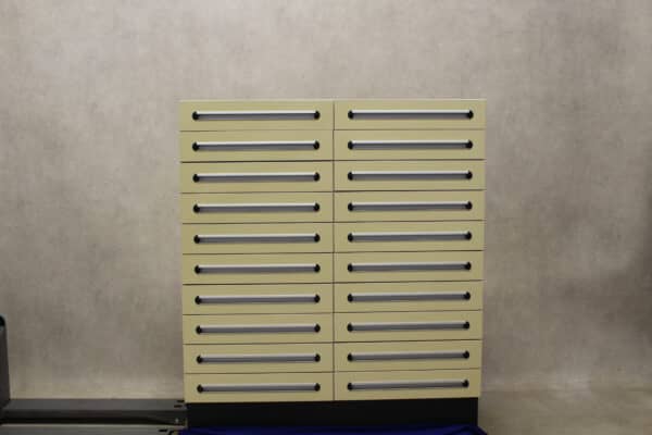 Interfurn Dubbele Ladekast met Bovenkast