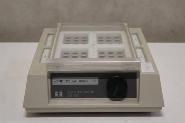 Diagnostic Grifols Twin Incubator DG-210 Verwarmingsblok