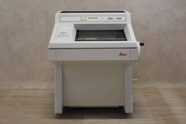 Leica Jung CM3000 Cryostat Microtoom