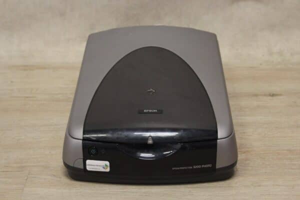 Epson Perfection 3200 Photo Scanner