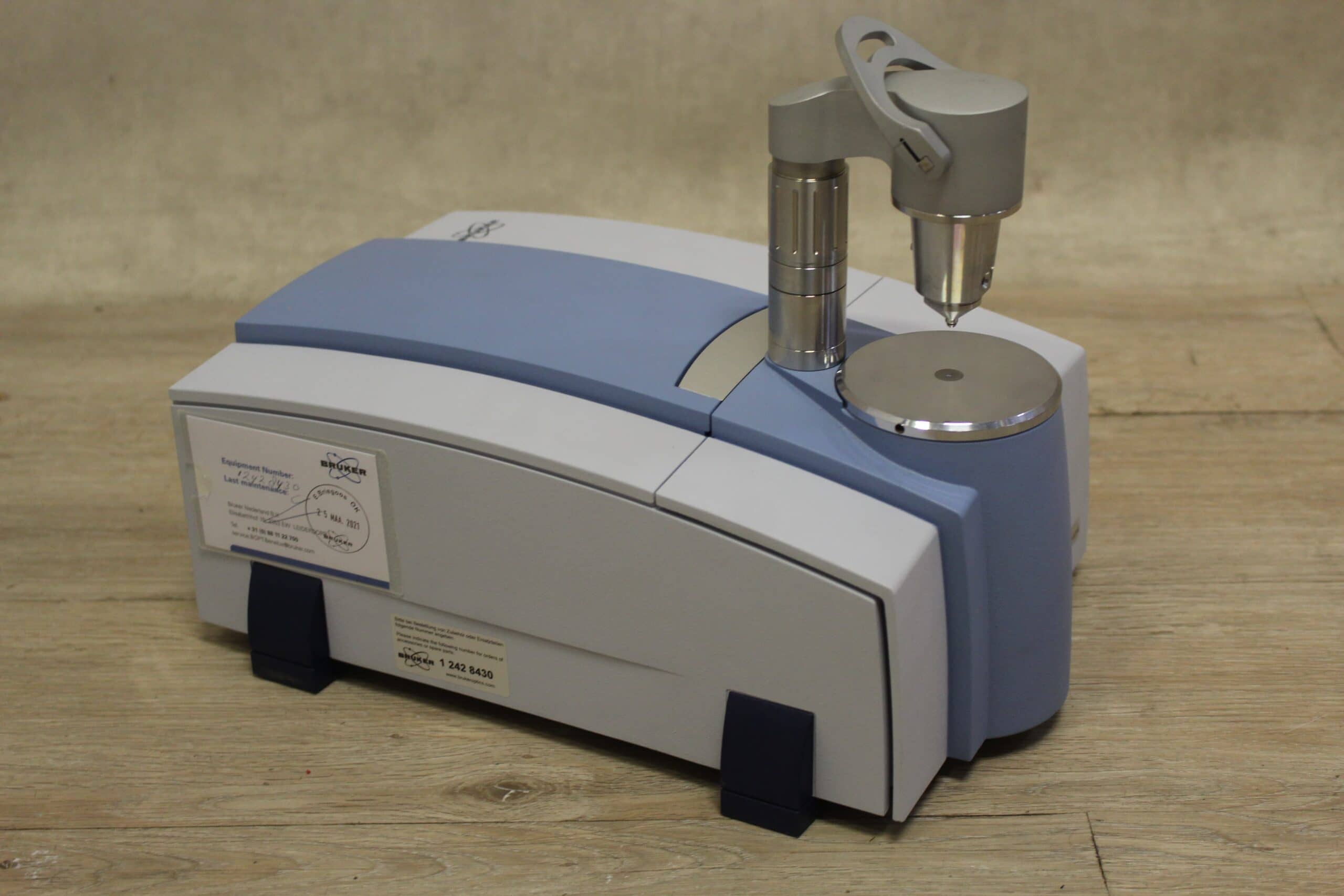 Bruker Alpha FTIR Spectrometer LabMakelaar Benelux