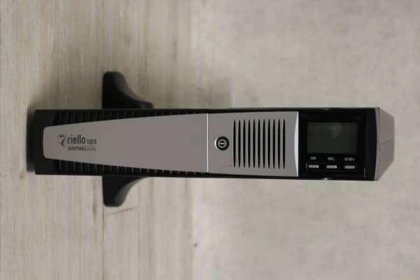 Riello SDH 3000 A5 UPS