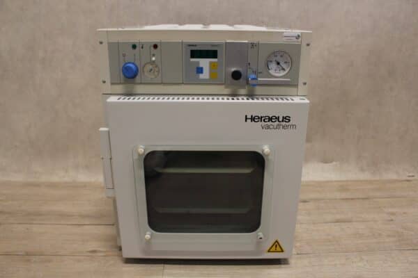 Heraeus Vacutherm VT6025 Vacuüm Oven