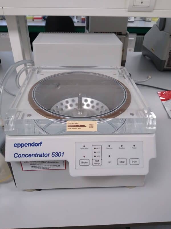 Eppendorf 5301 Concentrator