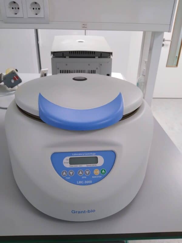 Grant-bio LMC-3000 Centrifuge