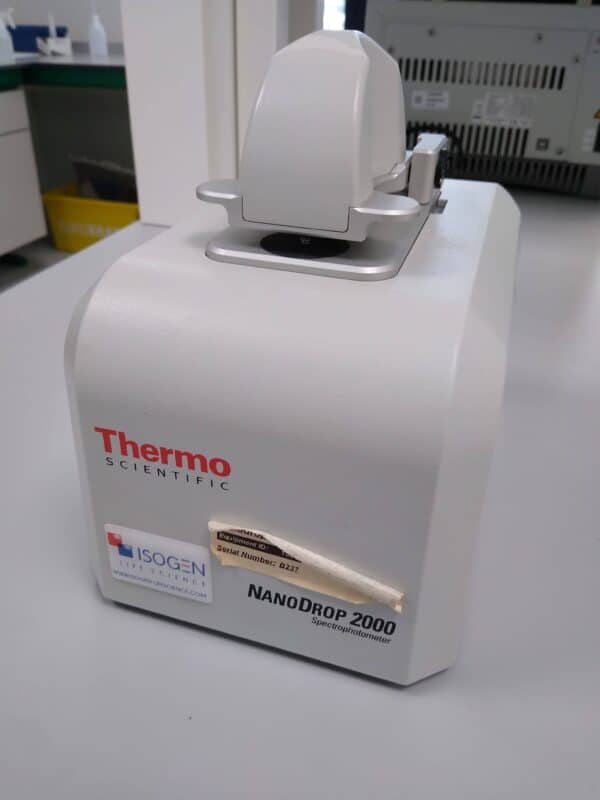 Thermo NanoDrop 2000 Spectrophotometer