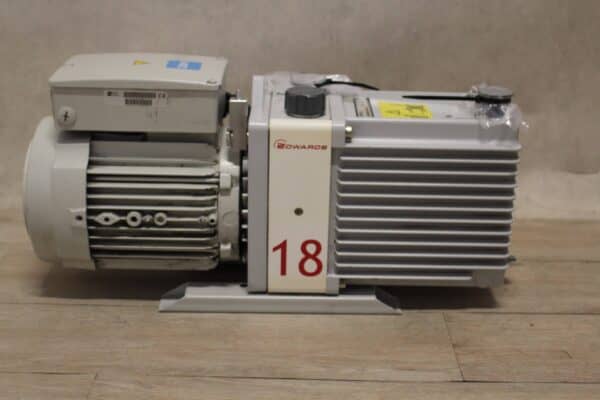 Edwards E2M18 Vacuümpomp