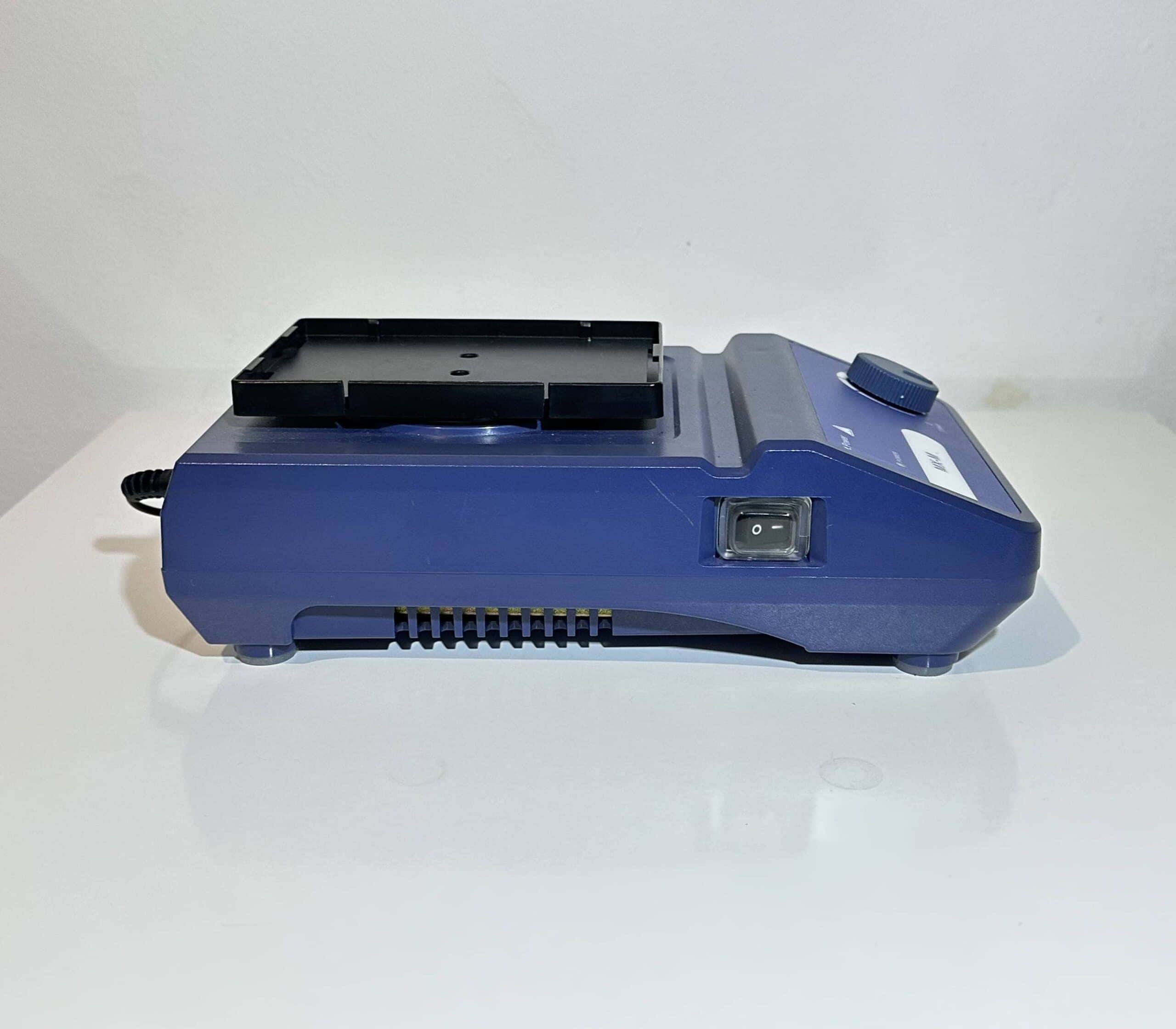 BioBase MXM Micro Plaat Vortex Mixer LabMakelaar Benelux