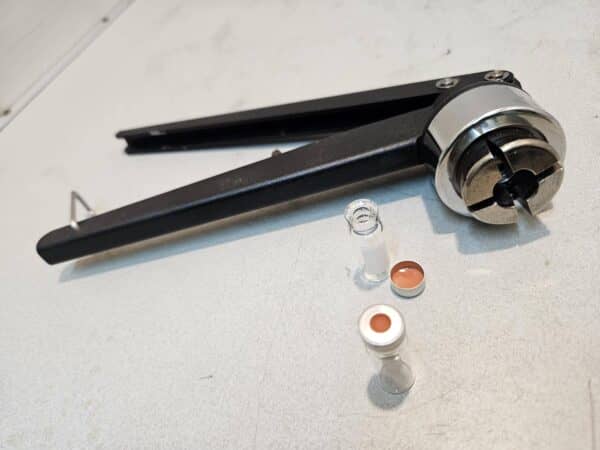 Kebby Industries 11 mm Vial Crimper