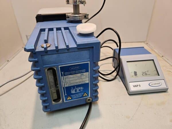 Vacuubrand RZ8 Vacuümpomp