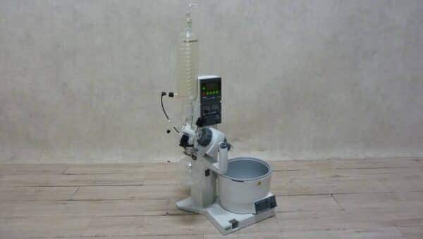 Büchi R-205 Roteerverdamper