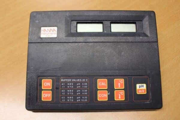 Hanna HI 8417 pH Meter