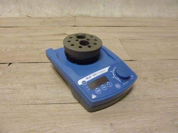 IKA MS3 digital Vortex Mixer