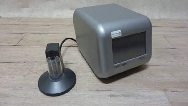 Invitrogen MPK5000 Neon Transfectie Systeem