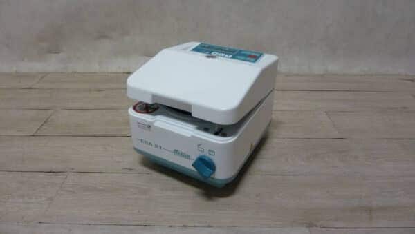 Hettich EBA 21 Centrifuge