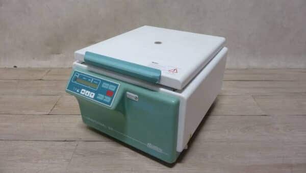 Hettich Universal 32 Centrifuge