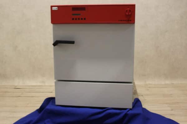 Binder KB 53 Koelbroedstoof