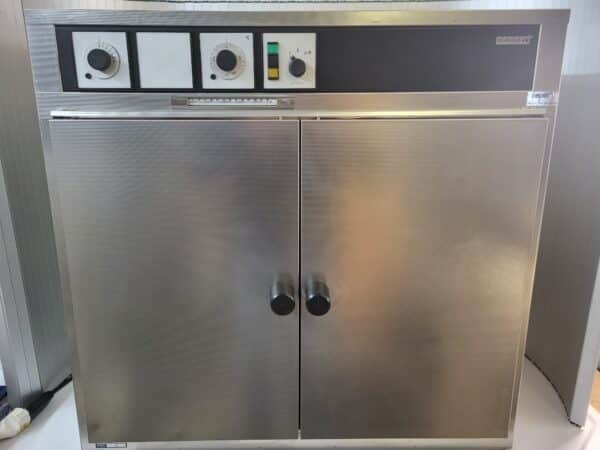 Memmert UL50 Oven
