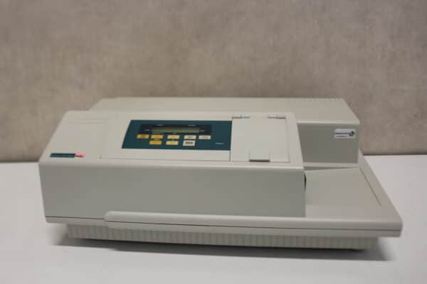 Molecular Devices SpectraMax Plus 384 Absorbance Microplate Reader