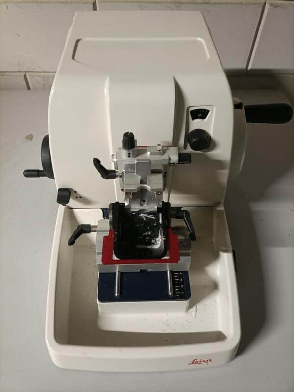 Leica RM 2235 Microtoom