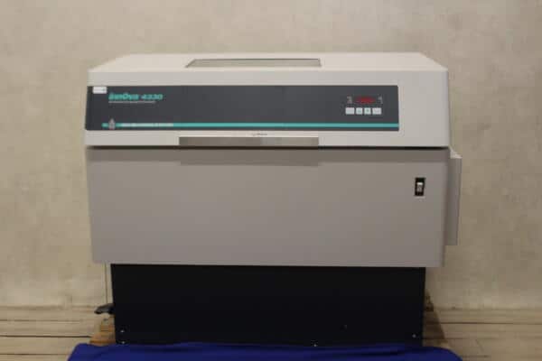 New Brunswick Innova 4330 Gekoelde Schudbroedstoof