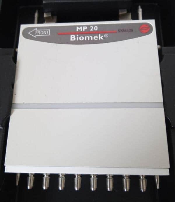 Biomek 3000 pipetting heads