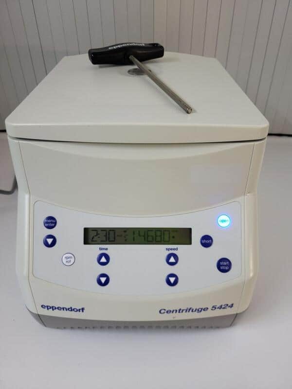 Eppendorf 5424 Microcentrifuge