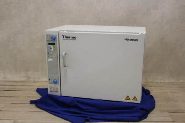 Heraeus ET 6080 Oven