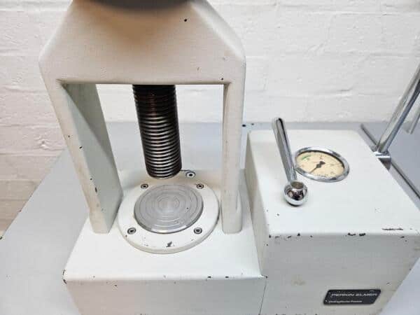 Perkin Elmer hydraulische pres 25 ton IR Spectroscopie