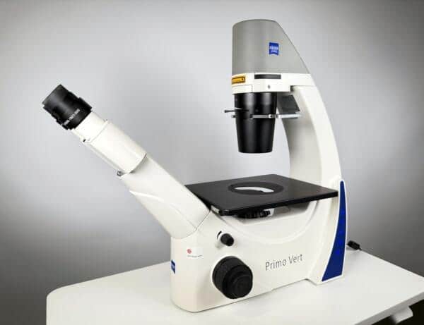 Zeiss Primovert Omkeer Micoscoop