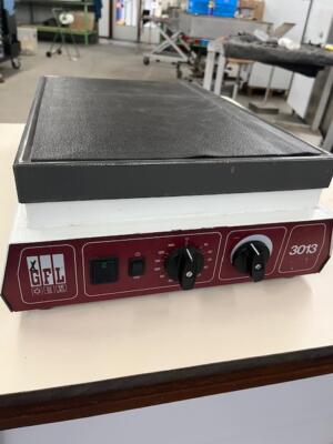 GFL 3013 Schudmachine