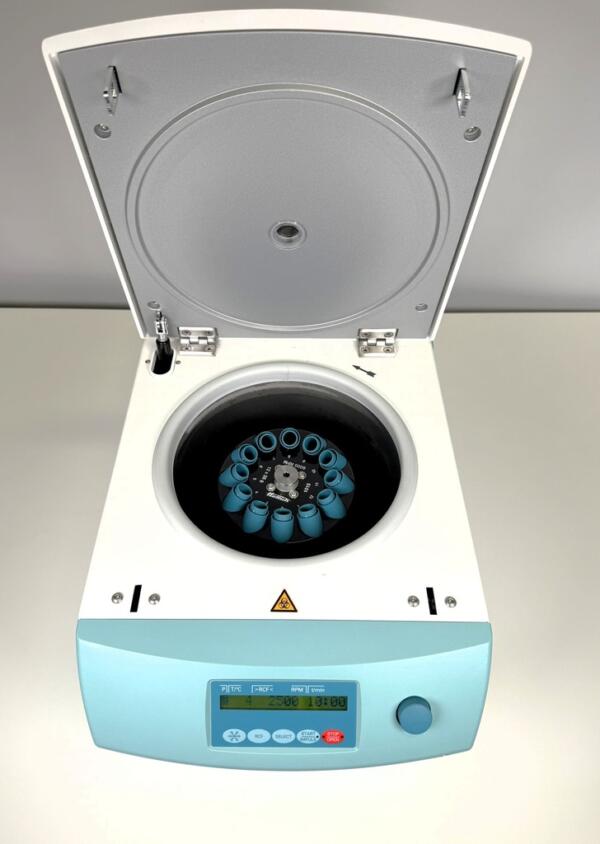 Hettich MIKRO 220R Gekoelde Centrifuge
