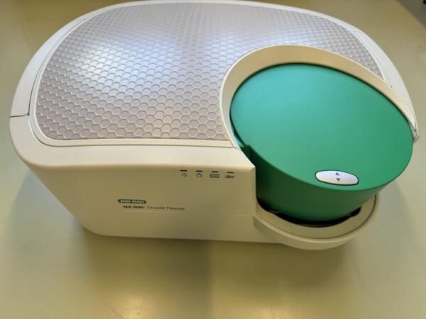 Bio-Rad QX200 Druppellezer voor EvaGreen of probe-gebaseerde digitale PCR-toepassingen