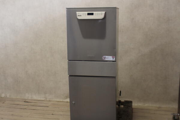 Miele GG05 - PG 8583 Reinigings- en Desinfectieautomaat