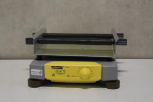 IKA YellowLine OS 2 basic Platform Schudder
