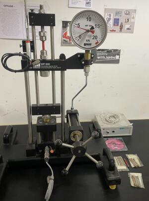 GUNT WP300 Trek/Druk Bank