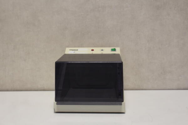 Heraeus B15 Compacte Broedstoof