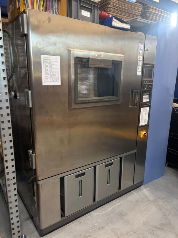 Espec PL-4KP Klimaatkast