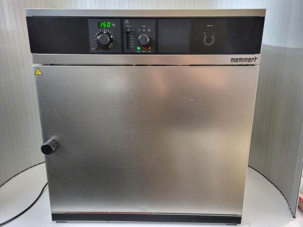 Memmert ULM 500 Oven
