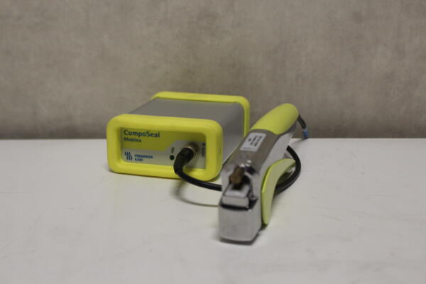 Fresenius Kabi CompoSeal Mobilea II Portable Tube Sealer