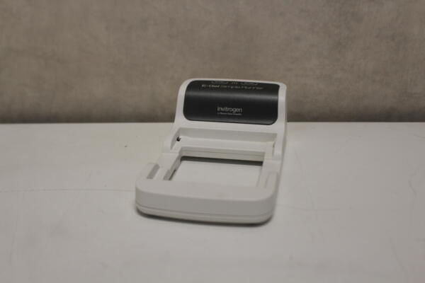 Invitrogen E-Gel Simple Runner Elektroforese Apparaat