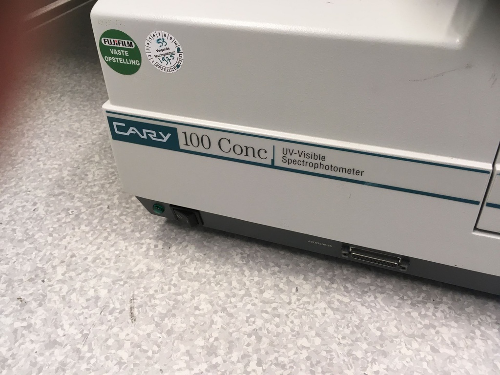 UV-VIS Spectrofotometer Cary 100
