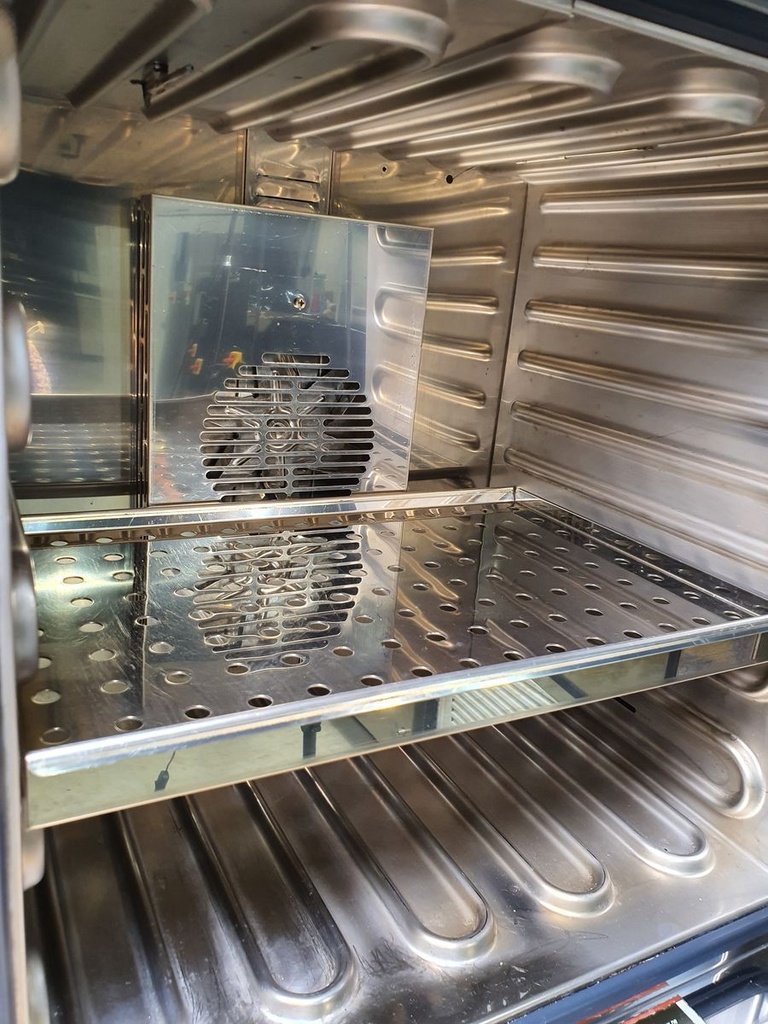 Memmert ULE 400 verwarmings- en droogoven 220 °C (3)