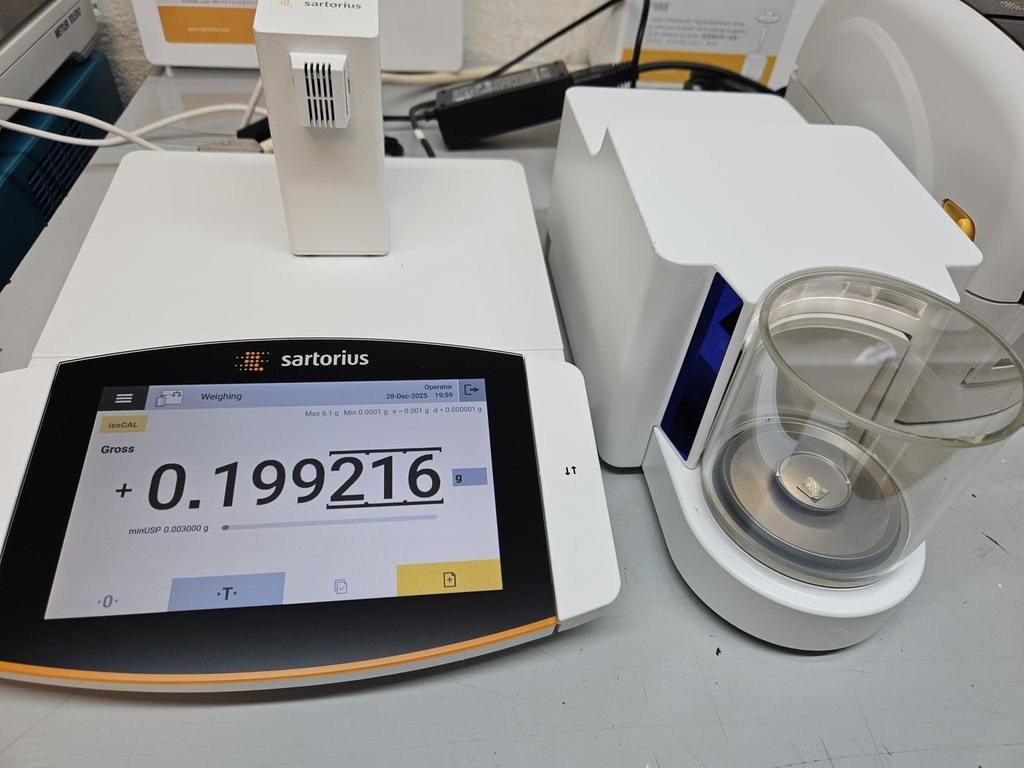 Sartorius mca6.6s-2ceu-M microbalans met YDP30 premium GLP printer, VF988 pipet calibration kit en YMC20MC toren en climate module (1)
