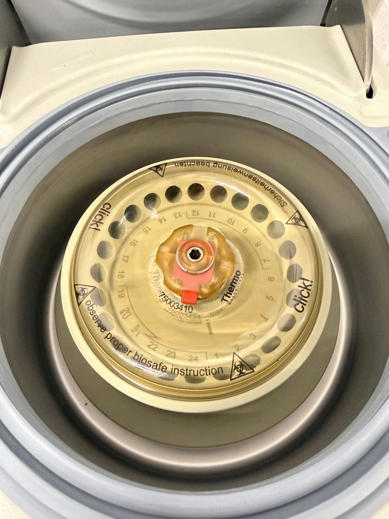 52198-EXT-29105-VWR-Micro-Star-21R-Gekoelde-Microcentrifuge-3