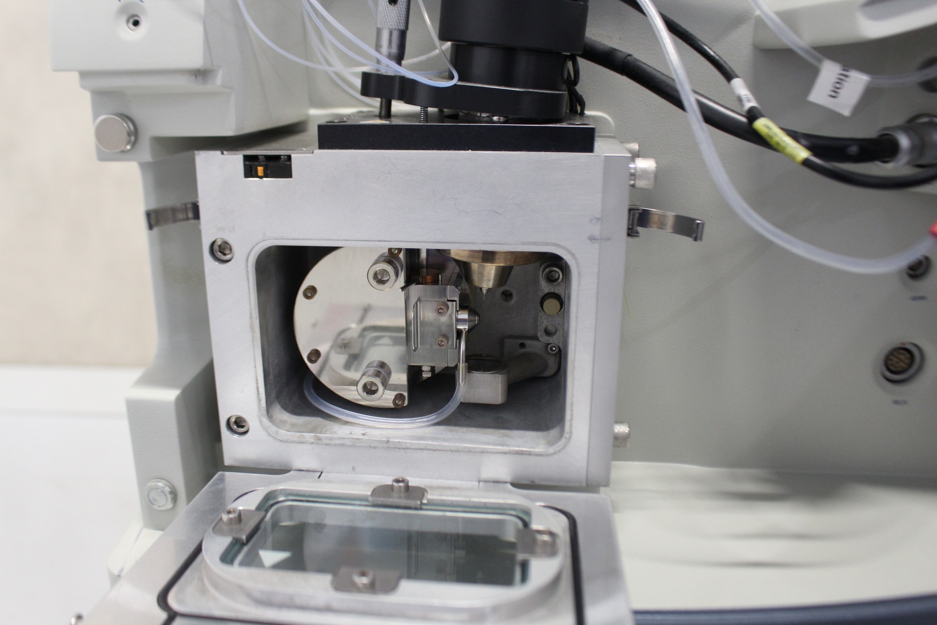 52279-IC-29186-Waters-Micromass-Quattro-Premier-XE-Massa-Spectrometer-3