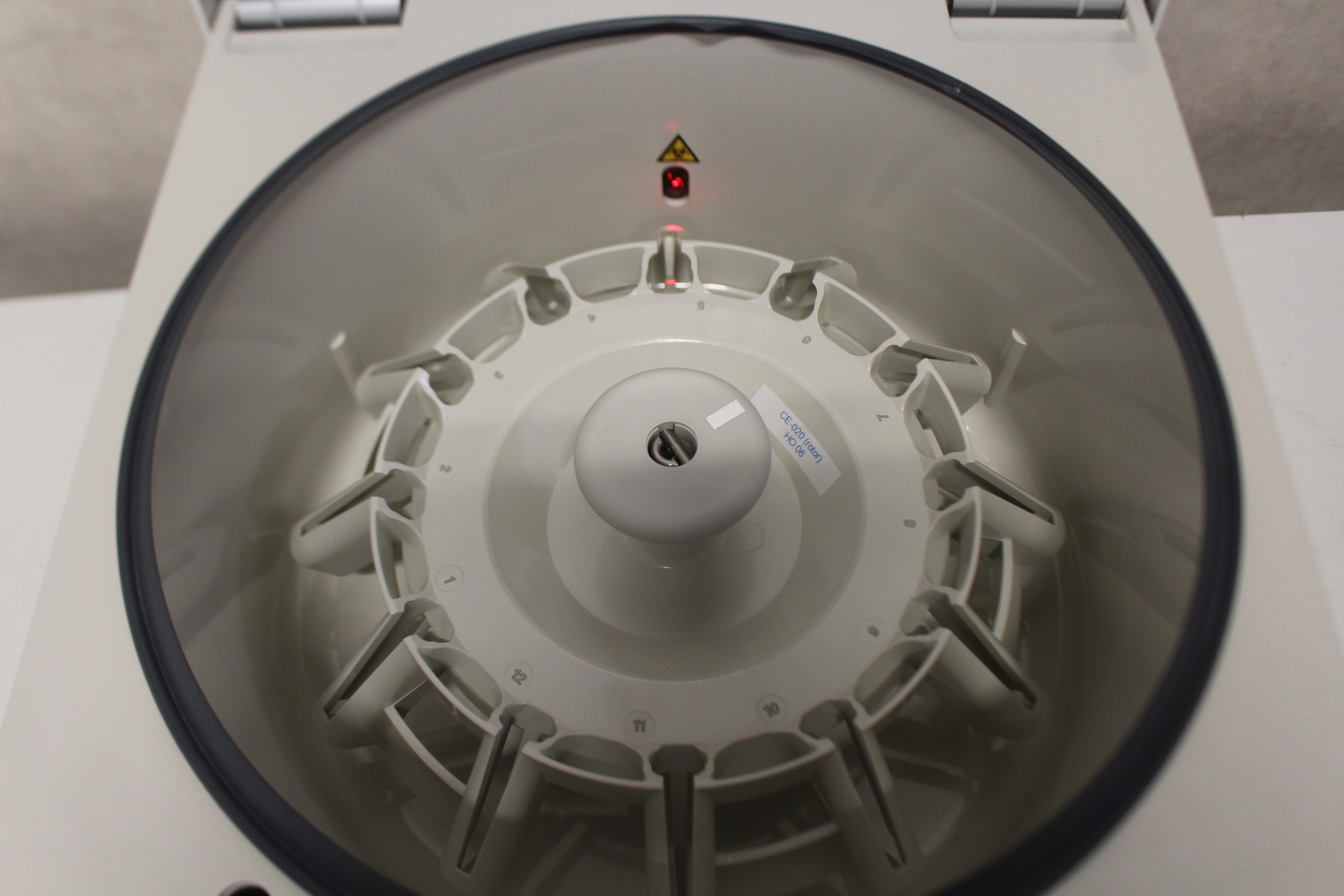 52558-LM-29465-Bio-Rad-ID-Centrifuge-L-Centrifuge-2