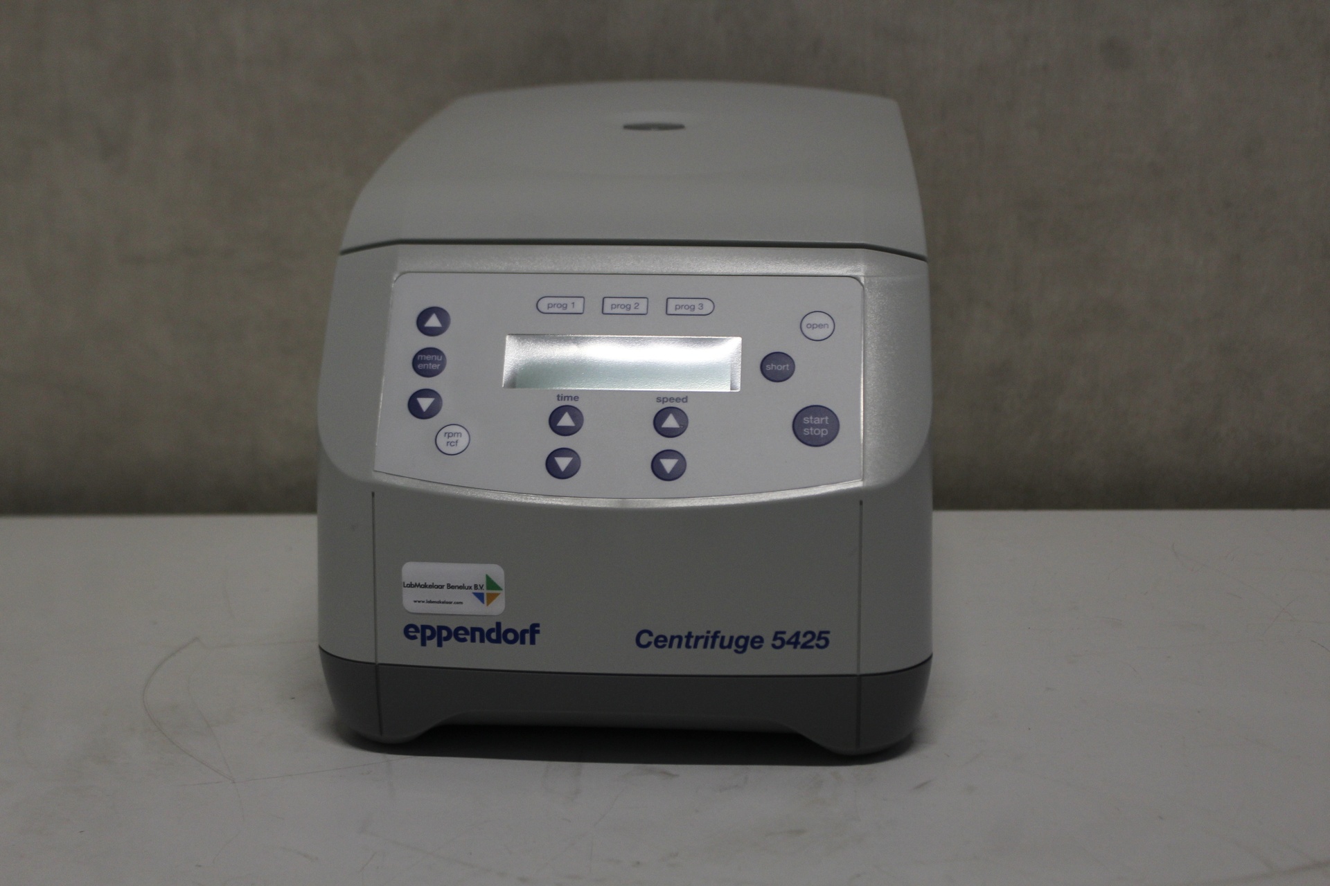 Eppendorf 5425 Centrifuge