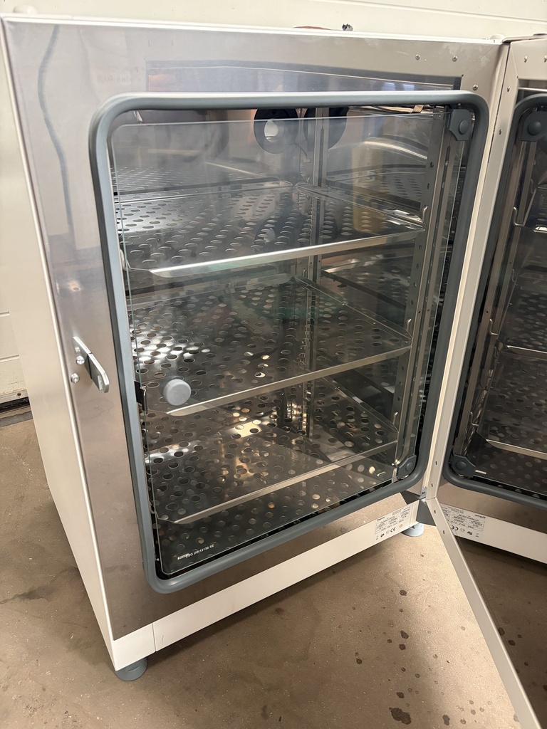 52856-EXT-29763-Thermo-Heratherm-IGS100-Broedstoof-1